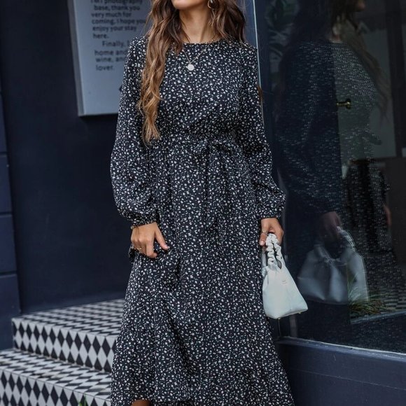 Dainty Floral Bishop Ruffle Hem Dress - Picture 2 of 9